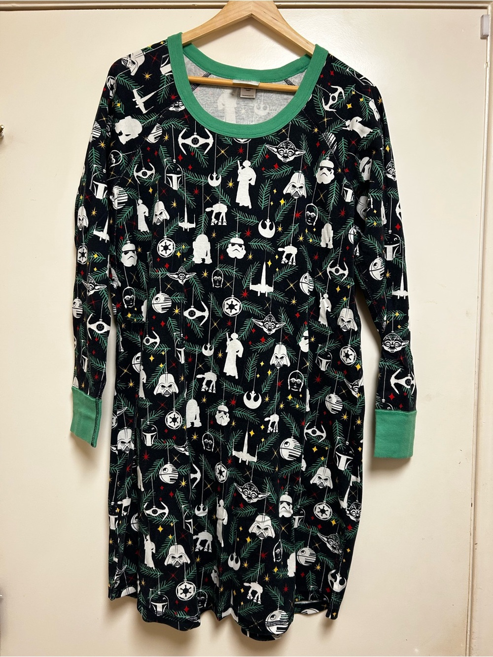 Hanna Andersson Black Star Wars Pajama Nightgown with Green Trim
